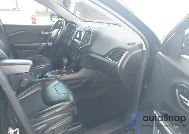 1C4PJLLB2KD420090: 41950214