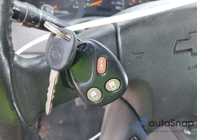 1GNET16SX36132686: 41950309