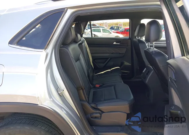 1V2DC2CA5NC218593: 41949738