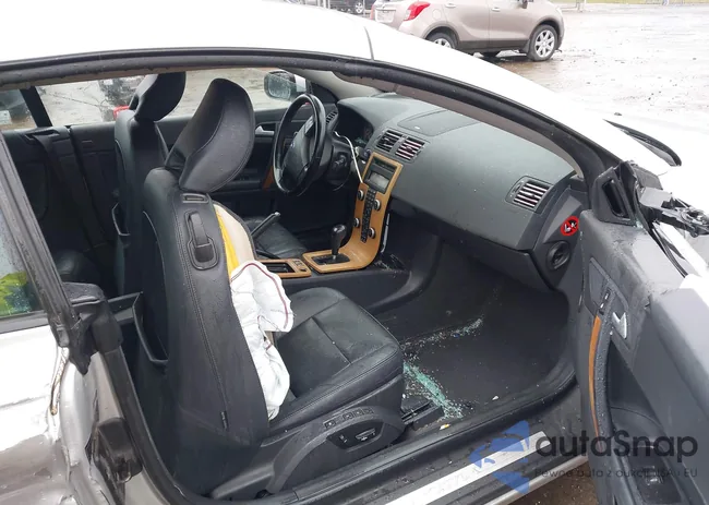 YV1MC67268J042398: 41951479