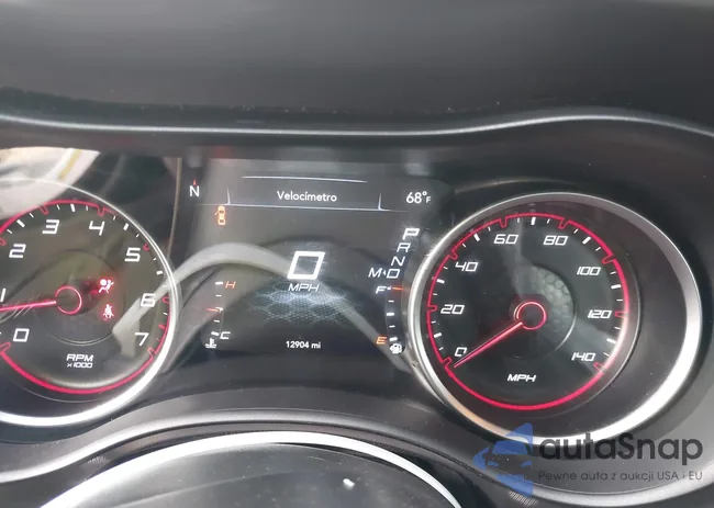 2C3CDXBG8PH672144: 41952242