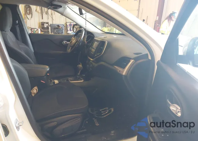 1C4PJMCS9FW633313: 41952424