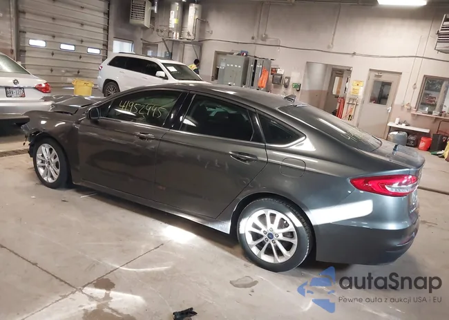 3FA6P0LU4LR118809: 41952995