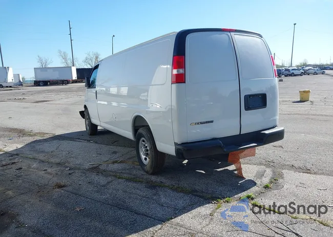 1GCWGBFP3R1292675: 41953152