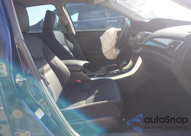 1HGCR2F59EA215851: 41953323