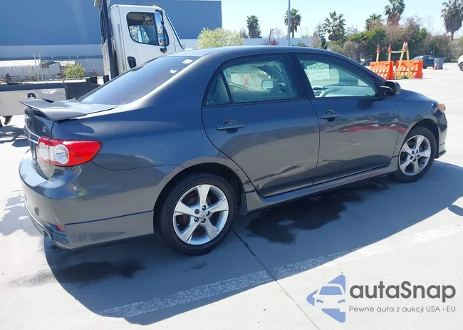 2T1BU4EE6DC006700: 41953469