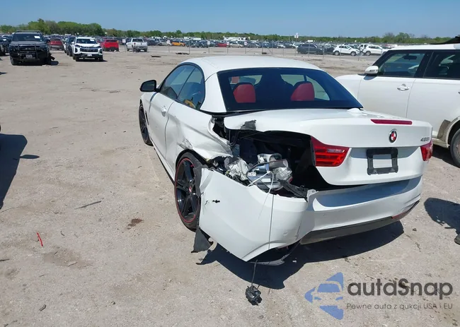 WBA3V7C52FP771779: 41953647