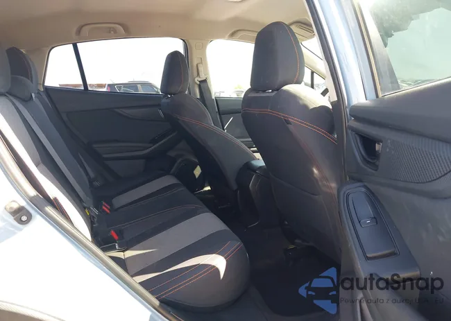 JF2GTAPC2N8269946: 41953720