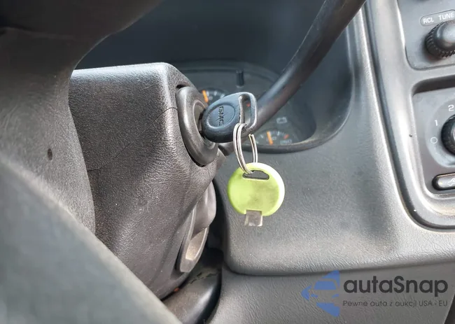 1GTEC14V77E189302: 41953918