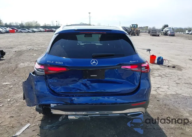 W1NKM4HB9RF122031: 41955236