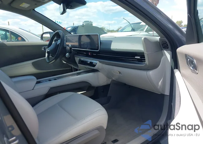 KMHM34AA5PA033700: 41954862