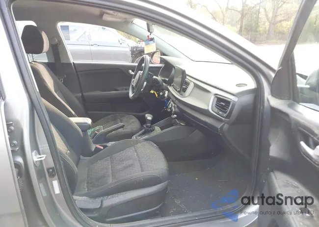 3KPA24AD4ME401166: 41954980