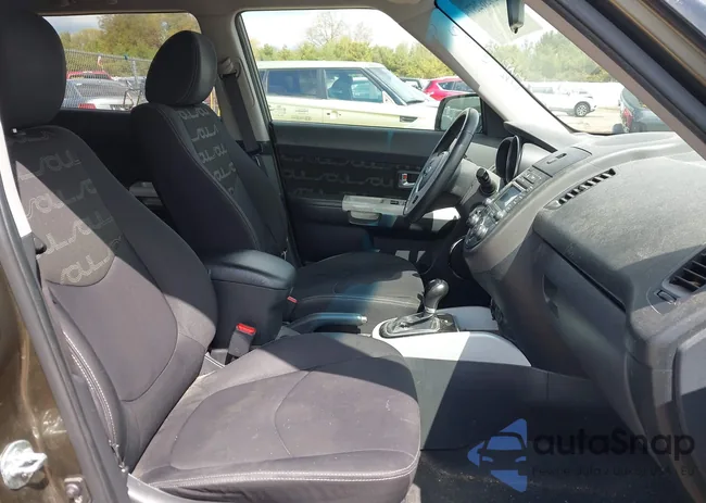 KNDJT2A60C7363050: 41956257