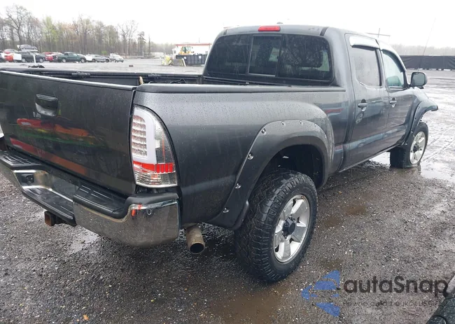 5TEMU4FN0AZ712915: 41956306