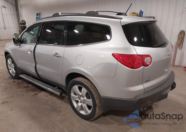 1GNKRLED4BJ402748: 41955585