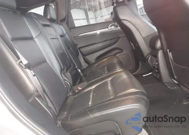 1C4RJFBG4JC418885: 41956947