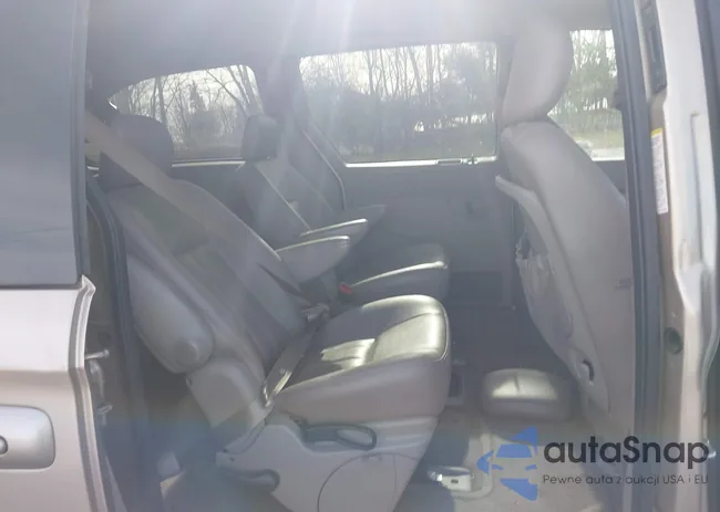 2C8GP54L93R372831: 41958119