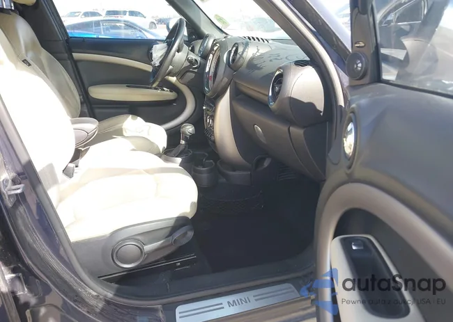 WMWZB3C54EWR41981: 41958293