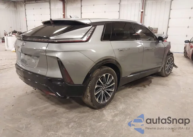 1GYKPTRL2RZ108996: 41958313