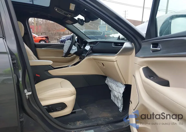 1C4RJHBG1PC642541: 41959275