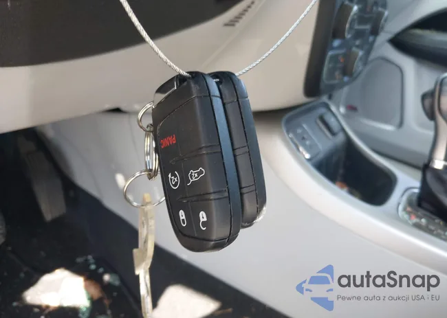 3C4NJCBBXJT193295: 41958808