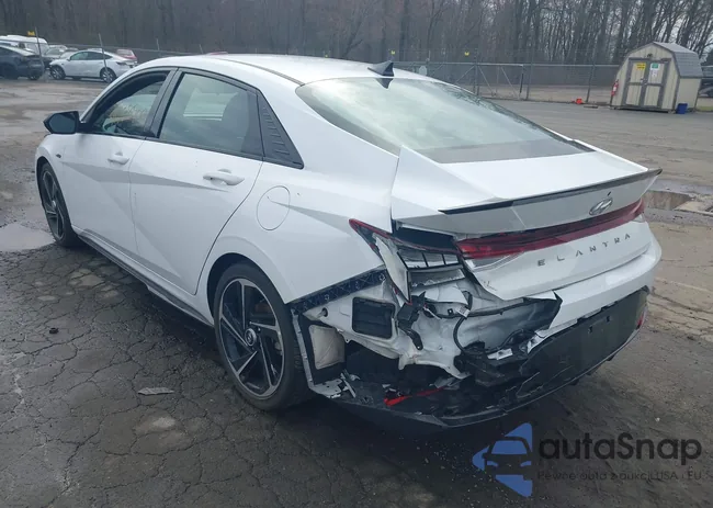 KMHLR4AFXPU431201: 41958900