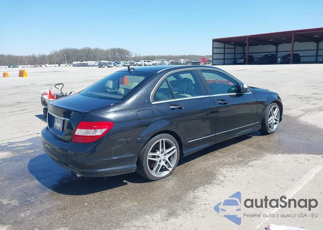 WDDGF56X18F051990: 41958913