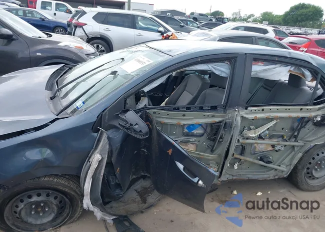 2T1BURHE2FC410069: 41960153