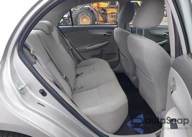 2T1BU4EE3AC312992: 41959684