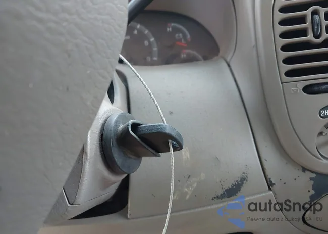 1FTRX18L02NB01147: 41961305