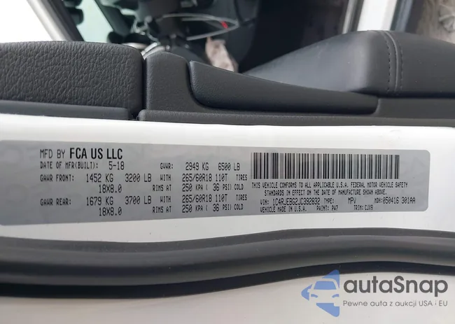 1C4RJEBG2JC392832: 41961518