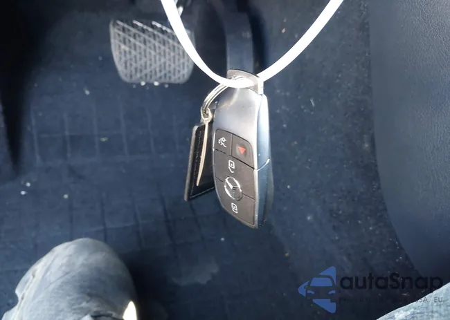 W1N4M4HB5RW355591: 41960854