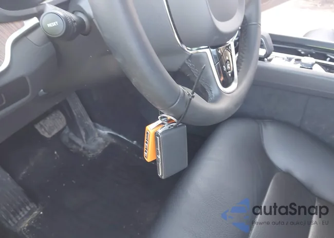 7JRL12TL6RG307965: 41962343