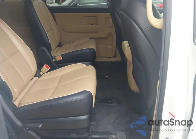 KNDMB5C17L6577445: 41962464