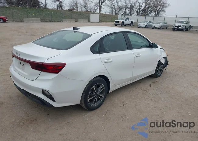 3KPF24AD6PE608328: 41962538