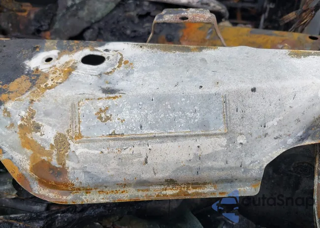 JM3KE4CY6E0370886: 41961650