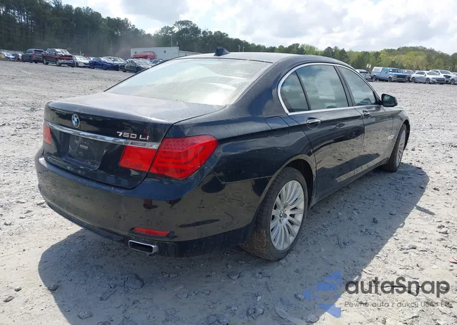 WBAKB8C54ACY63650: 41961941