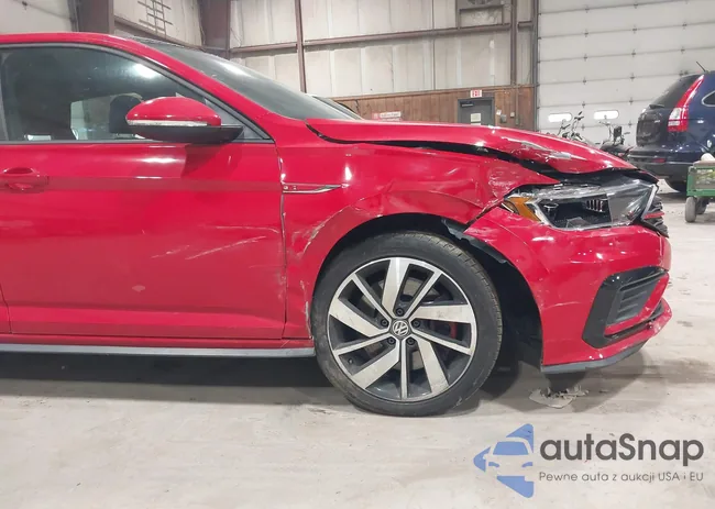 3VW5T7BU9KM258570: 41963004