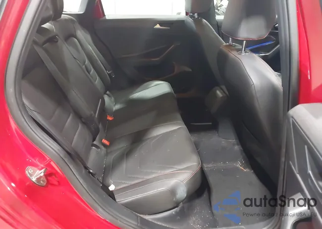 3VW5T7BU9KM258570: 41963004