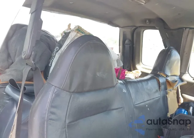 1FTRX17253NA21787: 41963087