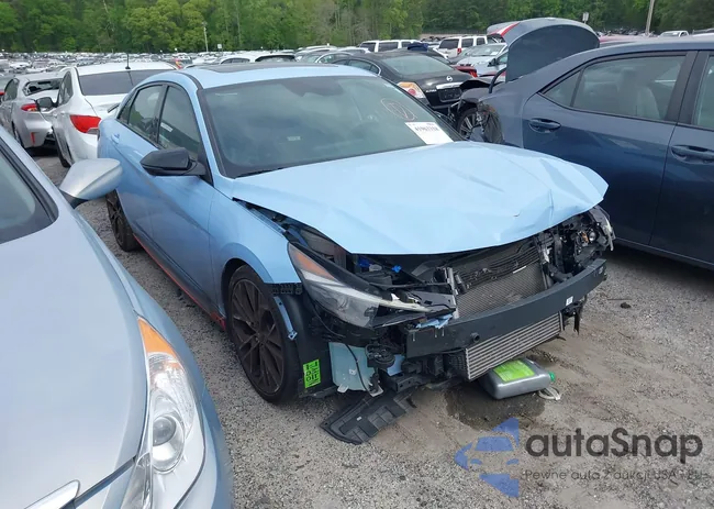 KMHLW4AK6PU015054: 41963318