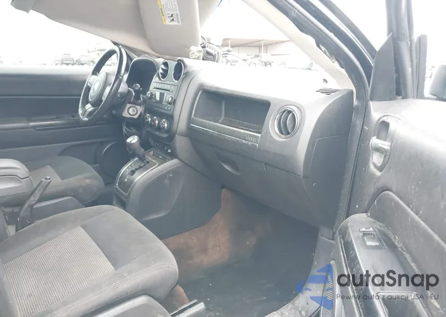 1C4NJRFB9ED741053: 41962714