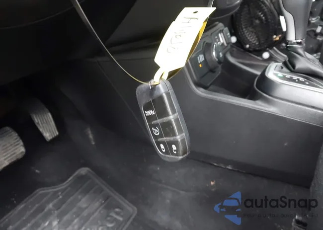 ZACCJBABXJPH11870: 41962848