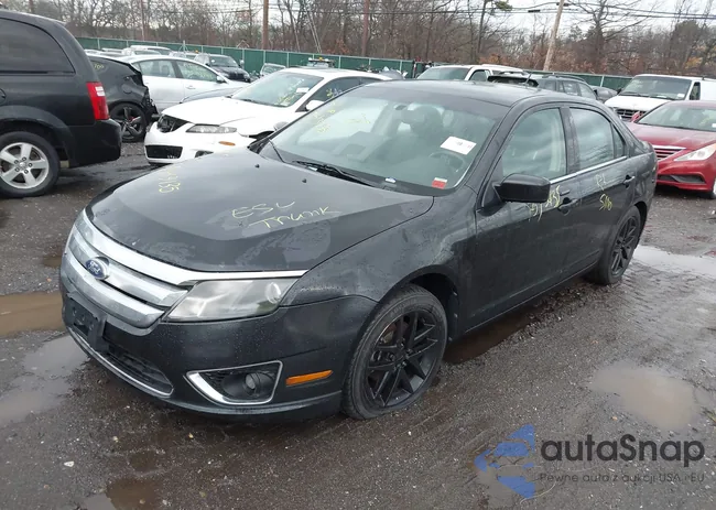 3FAHP0JA0BR244553: 41964275