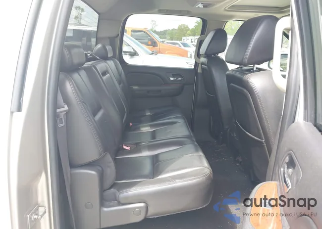 2GTEK13M471645415: 41964550