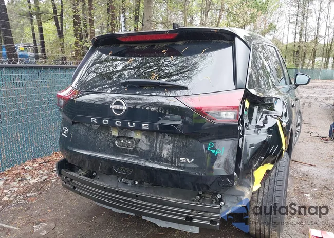 JN8BT3BA2PW002884: 41963571