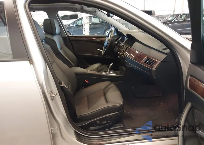 WBAPT7C55AC237067: 41964657