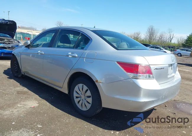 1HGCP263X8A126119: 41964863