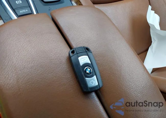 5UXFE43529L275776: 41966264