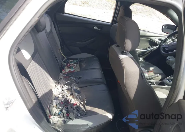 1FADP3L97JL260068: 41966959